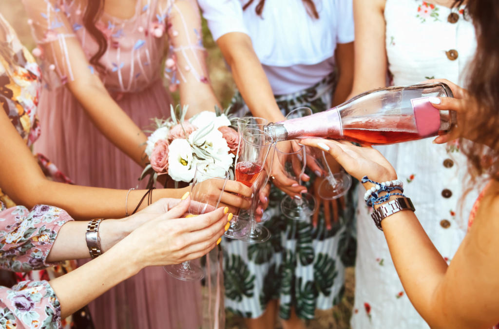 Black White Minimalist Geometric Lines Background Page Border A4 (Landscape) 2